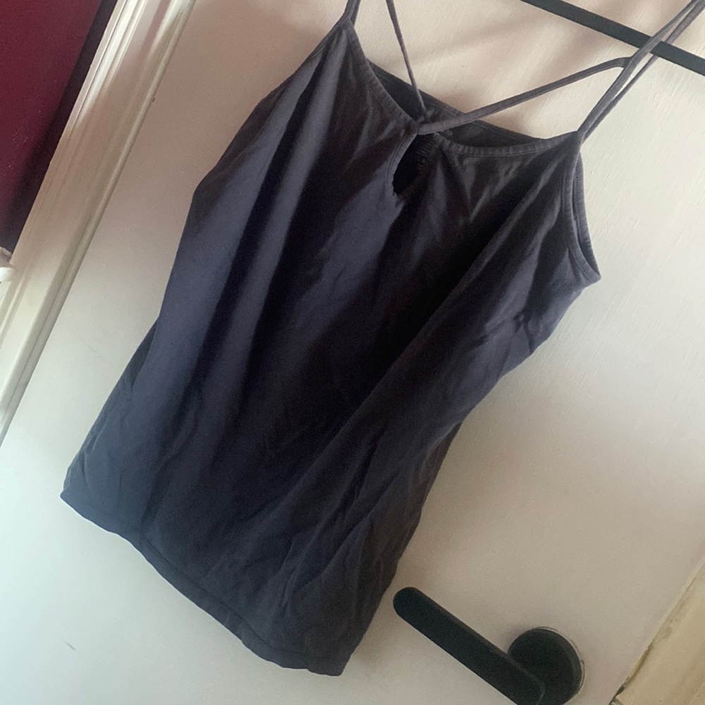 Maurice’s grey key hole tank